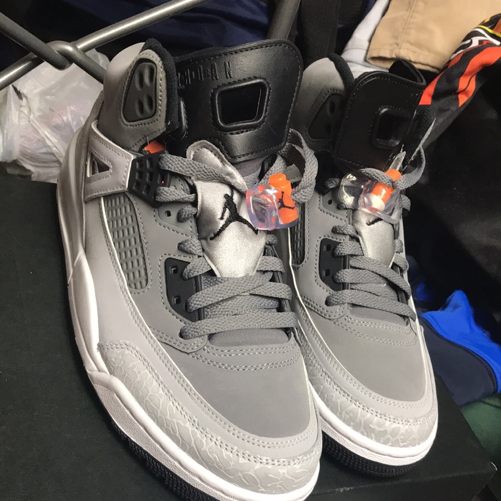 Air Jordan SPIZIKE size 8